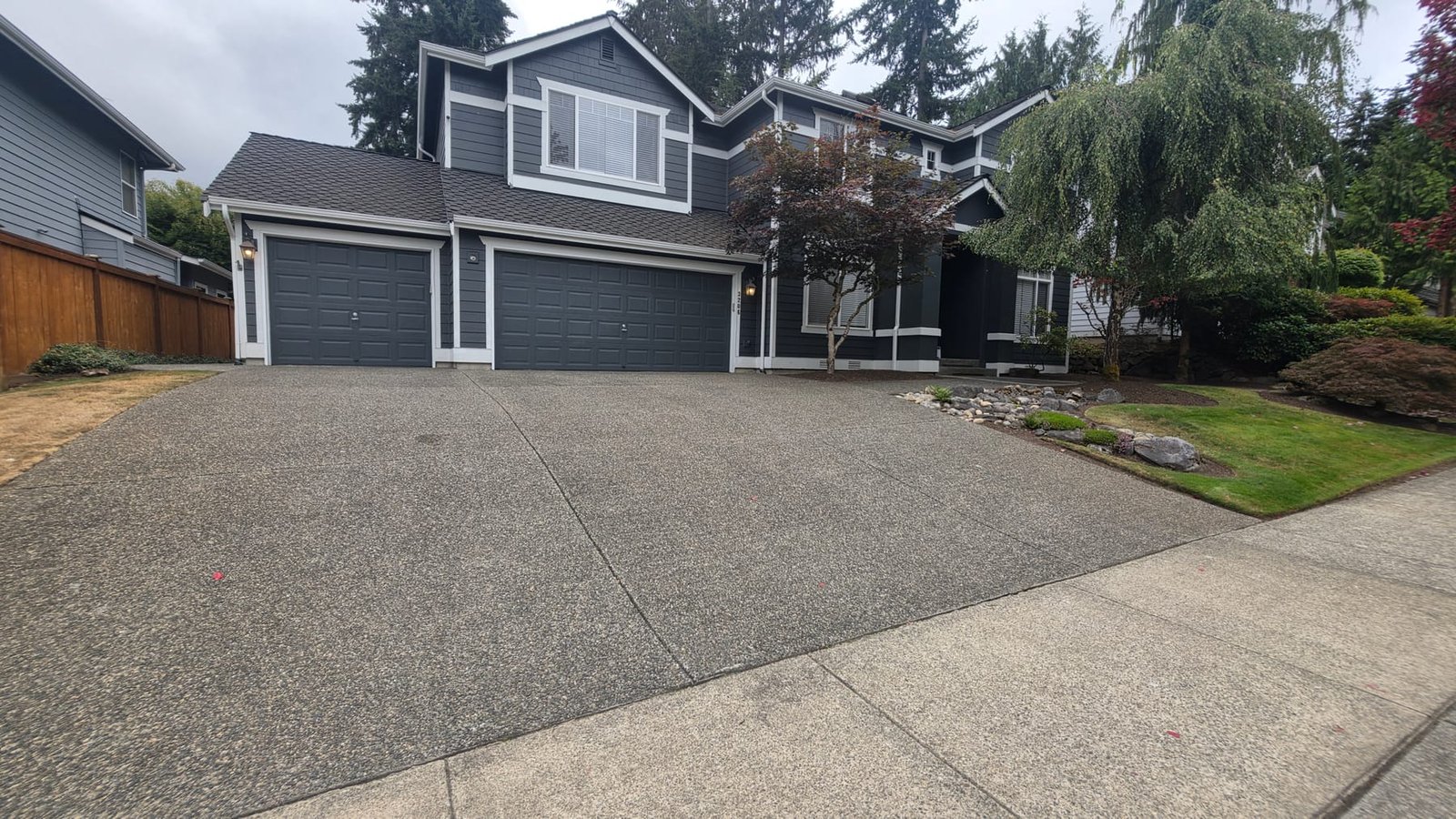 A two-story home with a wide driveway in Snohomish County, WA